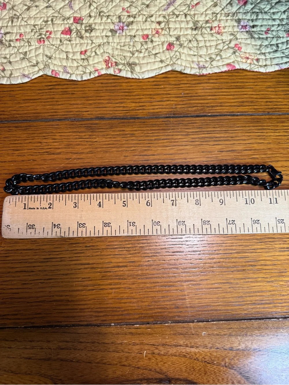 Men’s black Cuban chain necklace